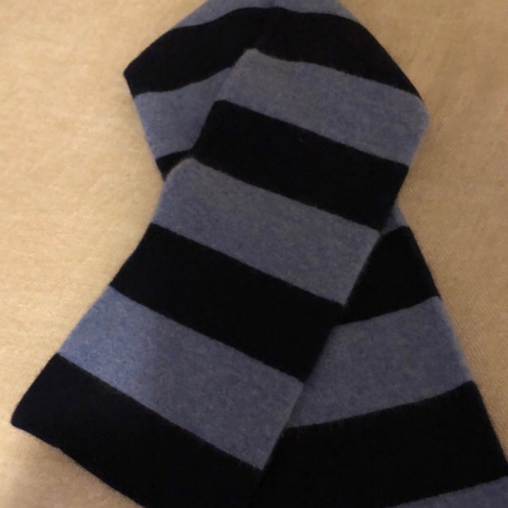 Baby cashmere scarf